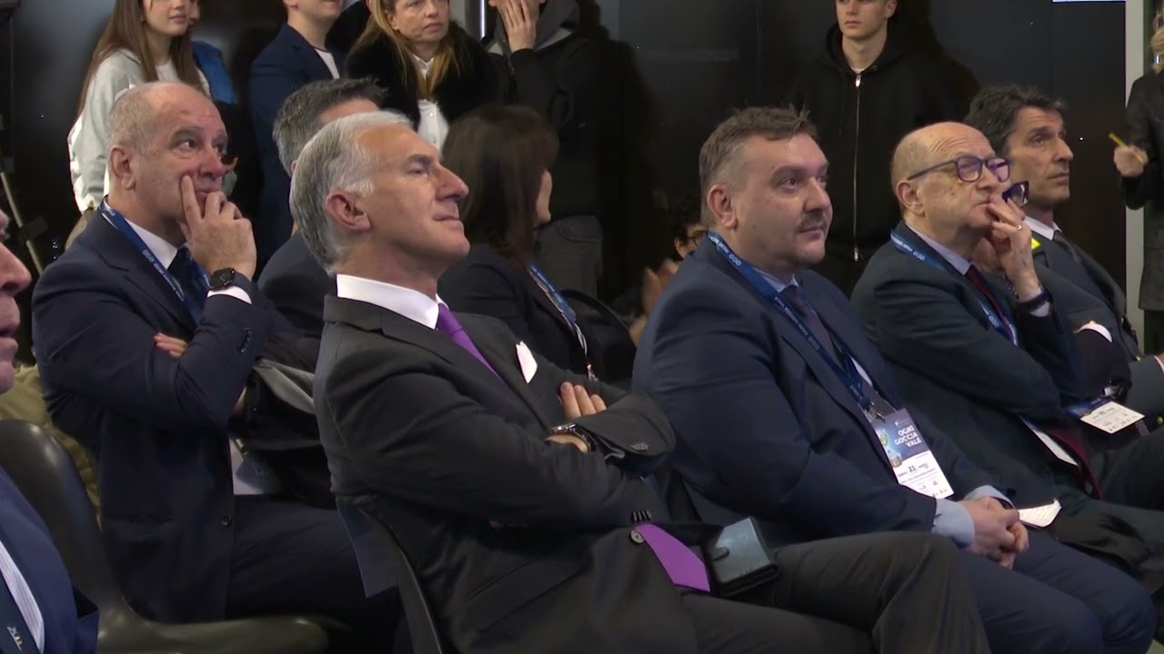 Privato: [ID: uIQkKD5Y0VQ] Youtube Automatic