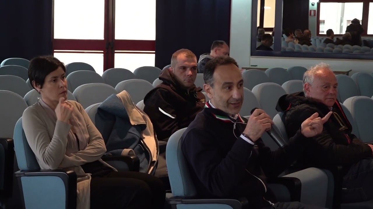 Privato: [ID: ESXII3wJy2k] Youtube Automatic