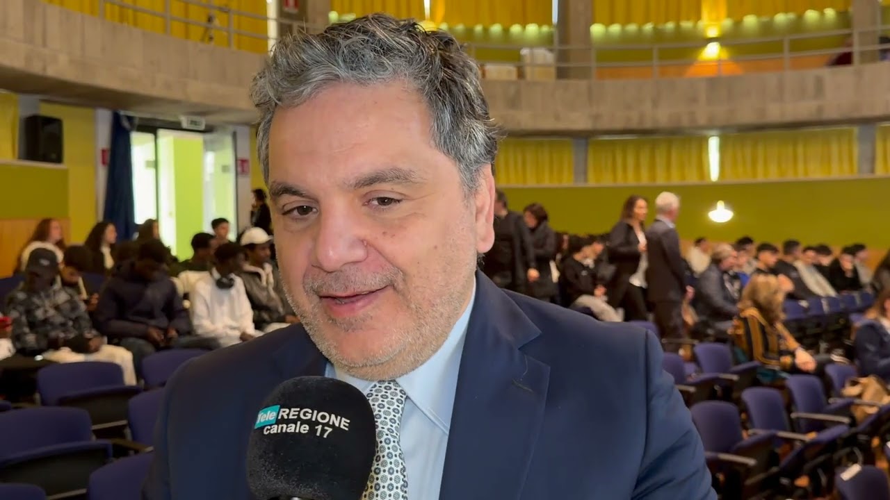 Privato: [ID: r5bKFcWEpDc] Youtube Automatic